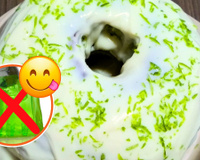 Bolo de limão fácil de liquidificador SEM GELATINA: a massa fica leve, úmida e bem fofinha