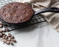 Bolo de chocolate na frigideira: surpreenda-se com essa receita deliciosa e superfácil