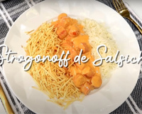 Strogonoff de salsicha é o almoço econômico muito fácil e rápido de fazer que a família toda adora, o meu filho come até abrir as calças