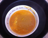 Sopa de abóbora com frango