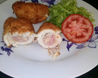 Rolês de frango recheado