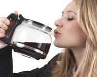 Pessoas que tomam café preto sem açúcar costumam ter essas 9 atitudes em comum