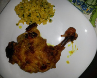 Frango assado com molho de mostarda e parmesão
