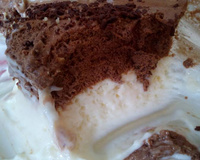 Mousse de limão coberto com mousse de chocolate