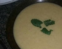 Sopa de batata cremosa