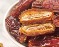 Se você não abre as tâmaras antes de comer, cuidado: risco "escondido" pode colocar sua saúde em risco