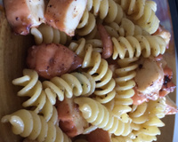 Macarrão com polvo, alho e óleo