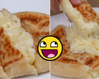 Sem fermento, sem ovo: esse pão de queijo fácil tem pouquíssimos ingredientes e fica megaqueijudo!