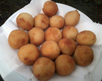 Bolinhos de calabresa