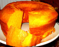 Bolo de milho verde com espiga de milho
