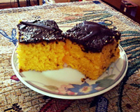 Bolo de cenoura e laranja