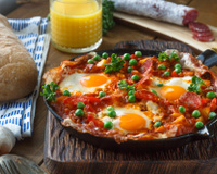 Rápida e saborosa: esse receita com ovos fica pronta em minutos e é um clássico da cozinha espanhola para o jantar