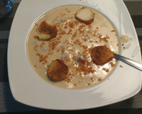 Sopa de batata com calabresa