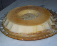 Pudim com maria-mole