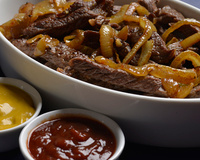 Contrafilé em iscas com cominho