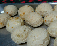 Pão de queijo fácil, rápido e prático