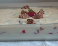 Pavê de morango com sonho de valsa