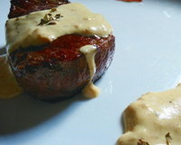 Medalhão ao molho mostarda