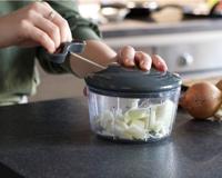 Processador manual de alimentos: entenda tudo sobre o aparelho que conquistou as redes sociais