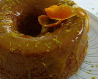 Bolo de laranja com casca fácil