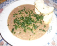 Sopa de feijão fácil e saborosa