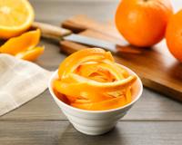 Motivos perfeitos para você fazer chá de casca de laranja