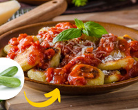 Nhoque de abobrinha SEM GLÚTEN saudável ao molho de tomate: receita é muito prática e fácil de fazer