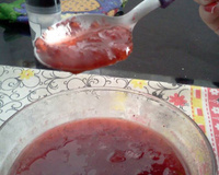 Geladão de morangos fácil e barato