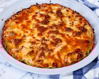 Lasanha com molho branco e bolonhesa