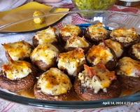 Cogumelos recheados aos 4 queijos