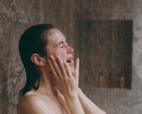 Por que todo mundo está tomando banho gelado? A resposta vai te surpreender