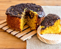 Bolo de cenoura com brigadeiro