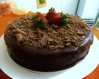 Torta de chocolate com morango