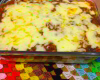 Macarrão ao molho branco e vermelho