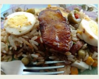 Arroz de forno com sobras de carnes de churrasco