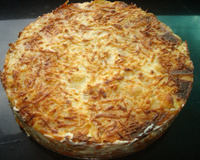 Torta de frango de pão de forma assada