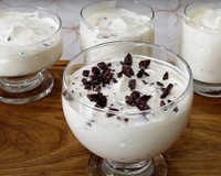 Nem açúcar, nem leite condensado: receita "misturou tá pronto" de apenas 3 ingredientes é uma sobremesa deliciosa muito fácil de fazer