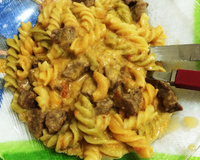 Macarrão com frango na panela de pressão