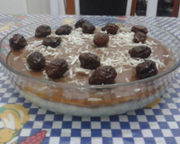 Creme de chocolate e coco