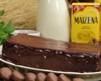 Bolo de Chocolate Molhadinho e Fofinho