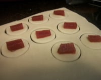 Beliscão de goiabada ( goiabinha )