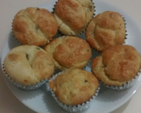 Muffin rápido de queijo com azeitonas