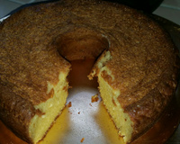 Bolo cremoso de milho em lata