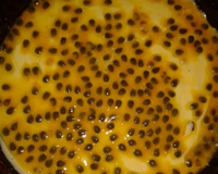 Mousse de maracujá com leite em pó