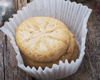 Biscoito amanteigado de leite condensado