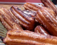 Churros da Dona Florinda (simples e gostoso)