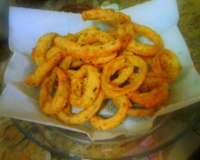 Petiscos tipo Cebolitos