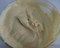 Molho de mostarda e mel para fondue de carne