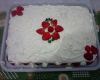 Bolo de morango com chantilly