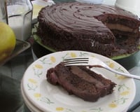 Bolo recheado fácil fácil